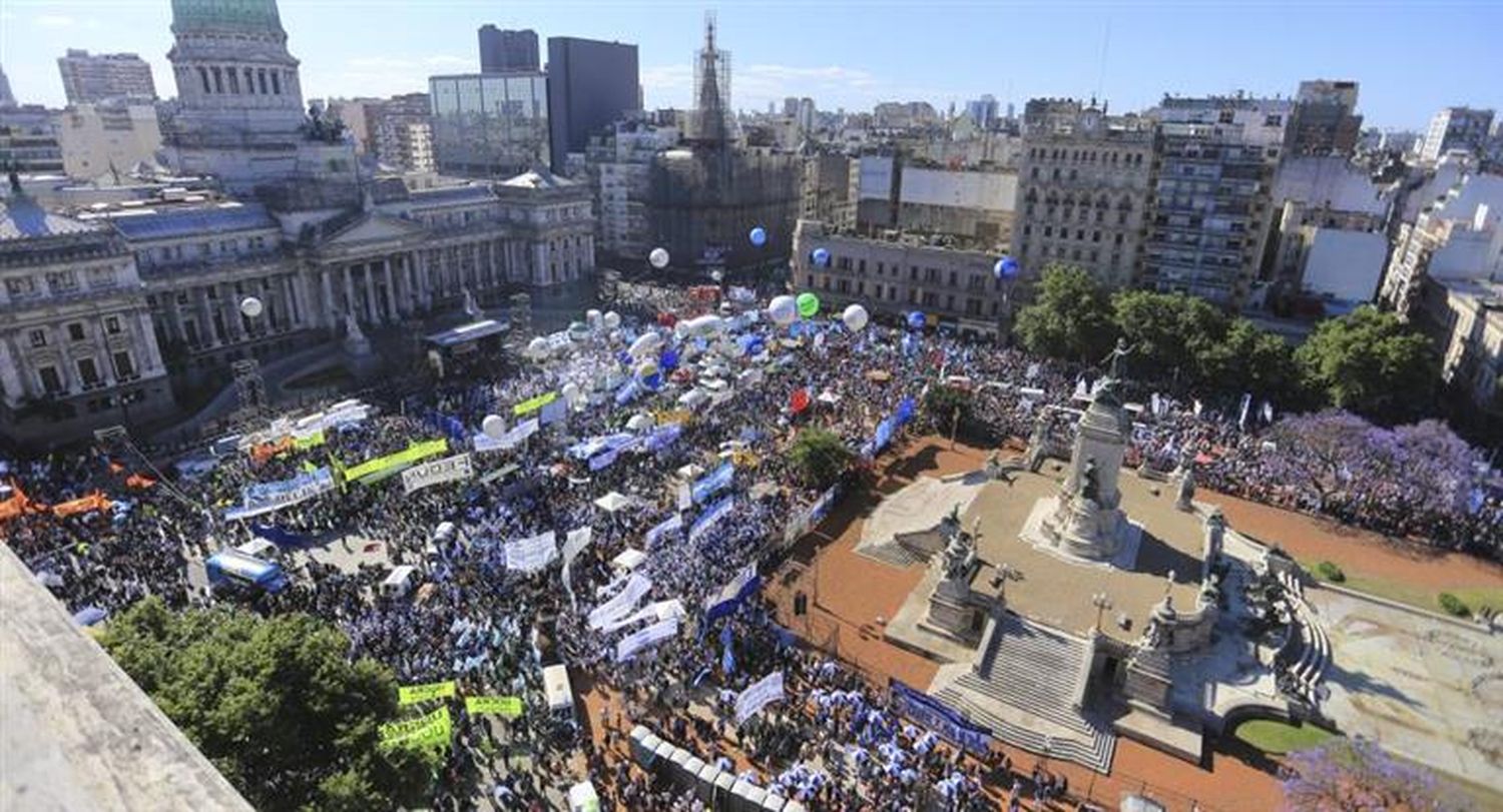 La CGT advirtió que se "terminó el tiempo de espera" para el Gobierno