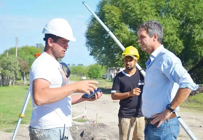 Más obras de agua y  saneamiento en comunas y  pueblos de toda la provincia