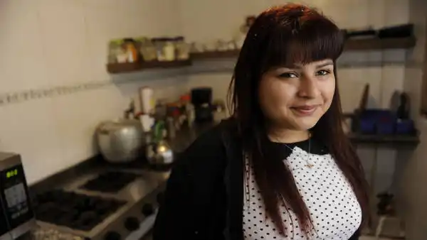Elba, ganadora de Master Chef, llega a San Bernardo con sus clases de cocina gratis