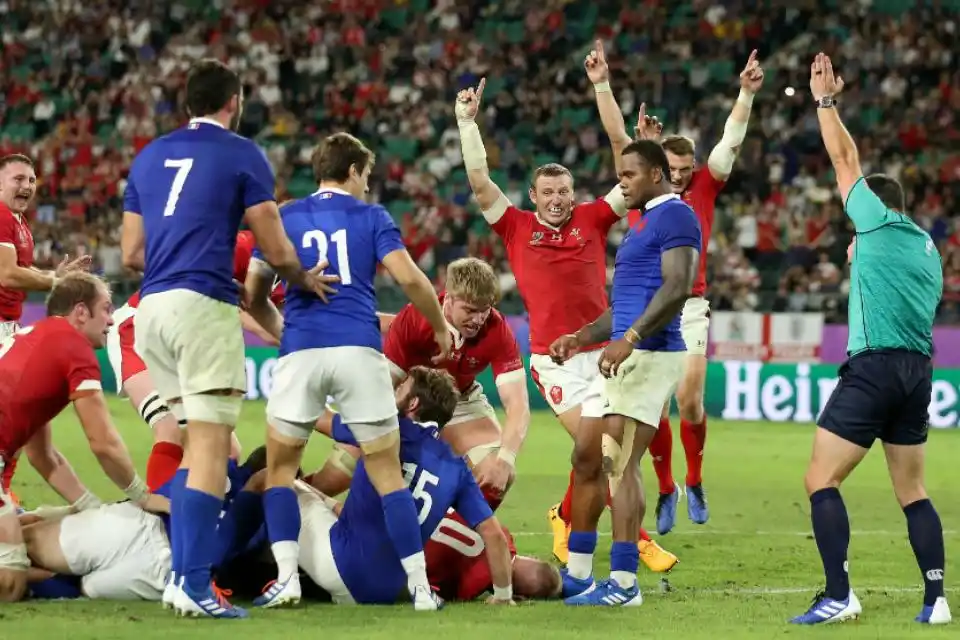 Sudáfrica y Gales son los otros semifinalistas