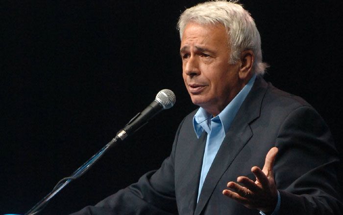 De la Sota les pidió a Scioli y Massa "animarse" a romper con el kirchnerismo