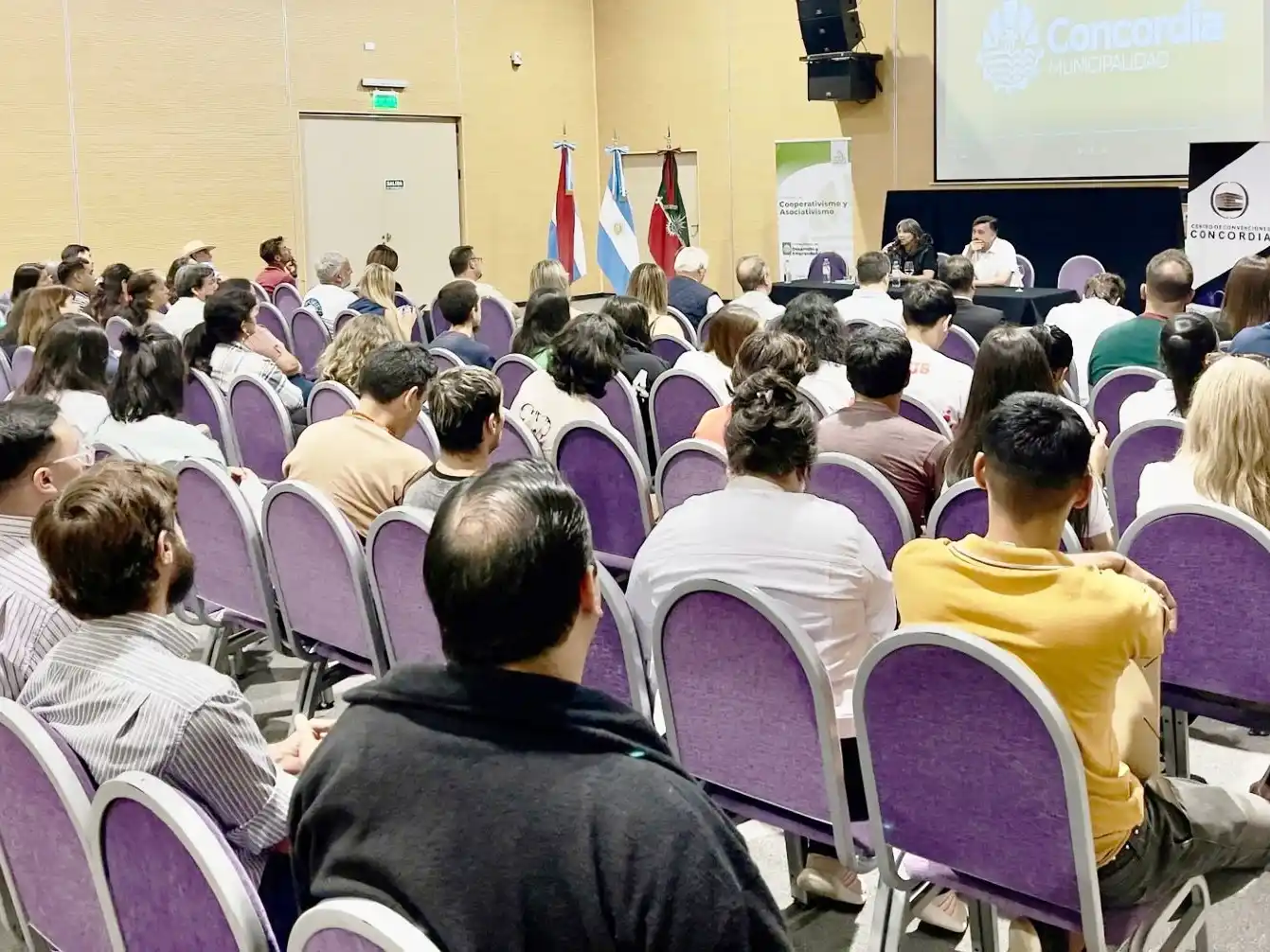 Concordia fue sede de una jornada para fortalecer el cooperativismo