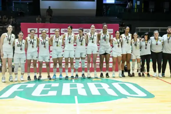 Cande Gentinetta subcampeona con Obras