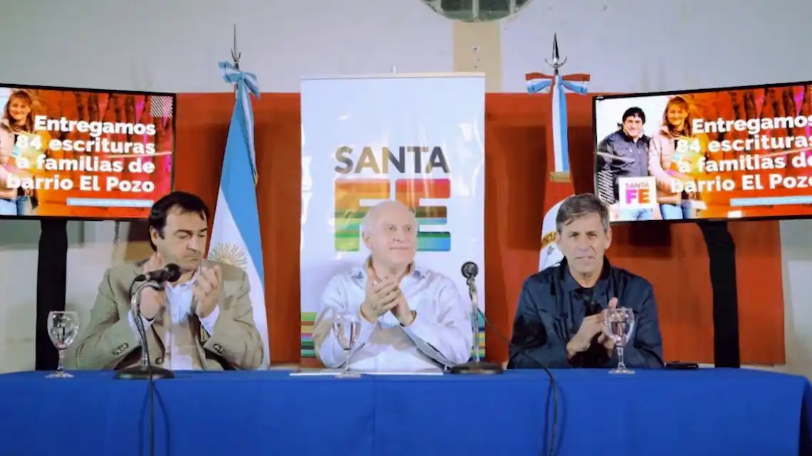 El Pozo: Lifschitz entregó escrituras y anunció obras