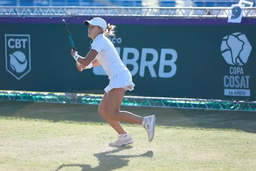 Probó con la gimnasia pero se inclinó por el tenis y hoy es una de las mayores promesas argentinas