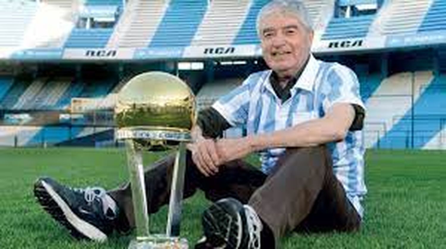 Murió Juan Carlos "El Chango" Cárdenas, ídolo de Racing