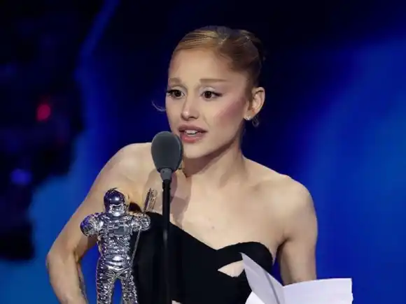 Ariana Grande gana el premio al video del año en los MTV Video Music Awards