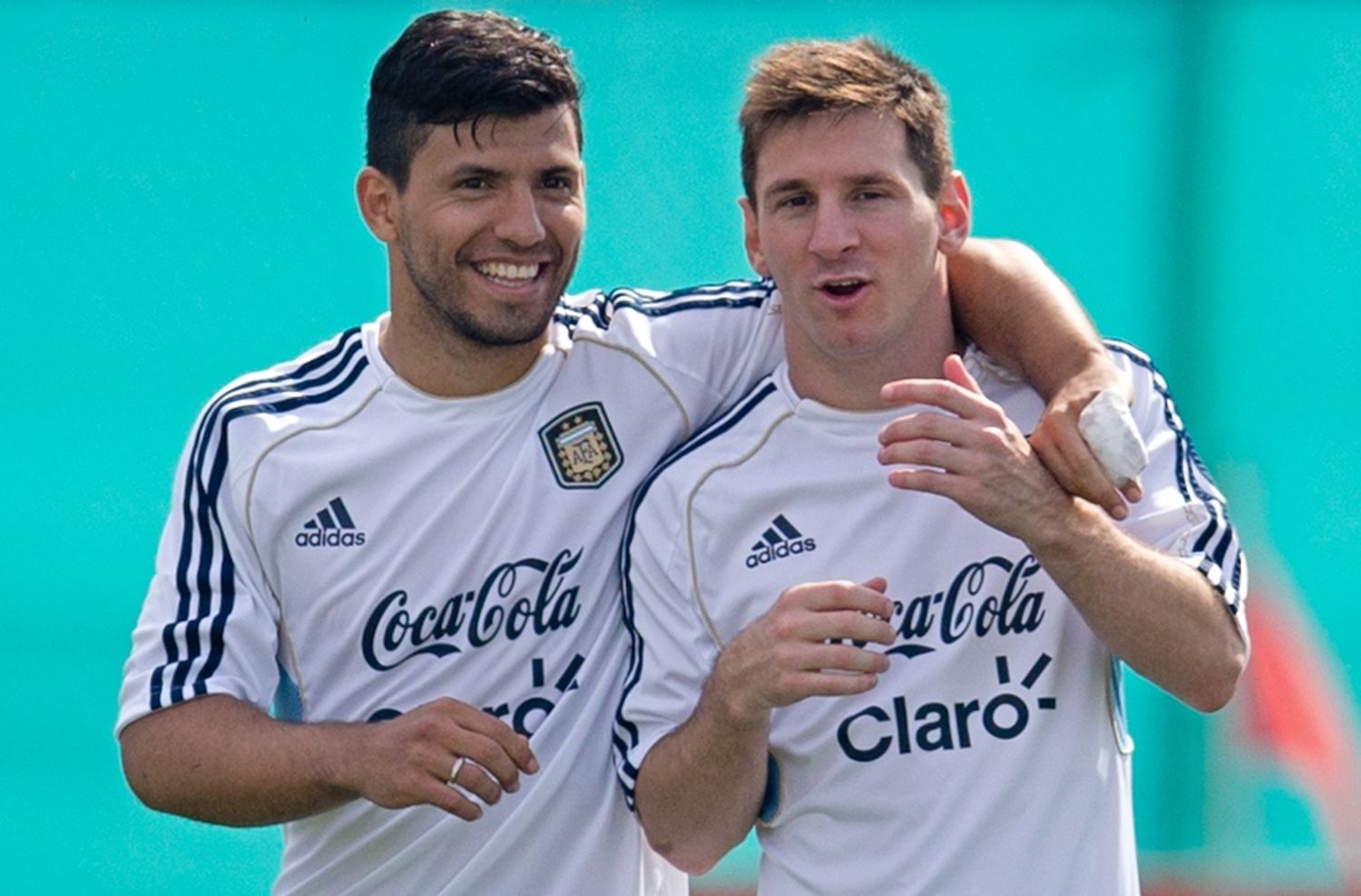 El Kun Agüero anunció que Messi será copropietario de su equipo de esports: “Ahora somos dos”