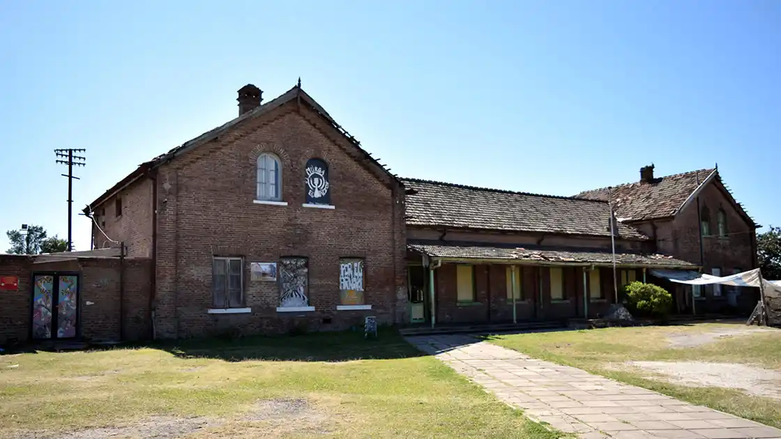 El paseo será a las 20, el viernes 14
