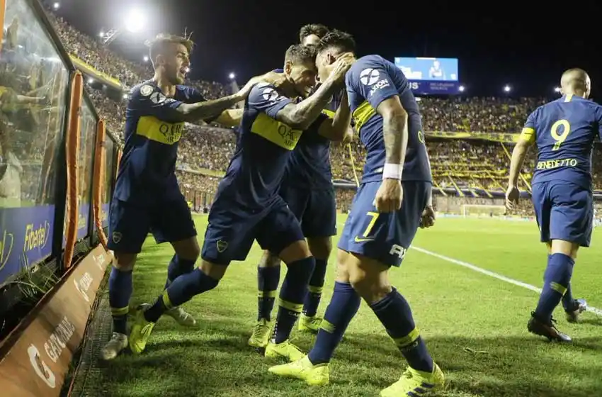 Boca venció a Lanús y no se despide de la pelea