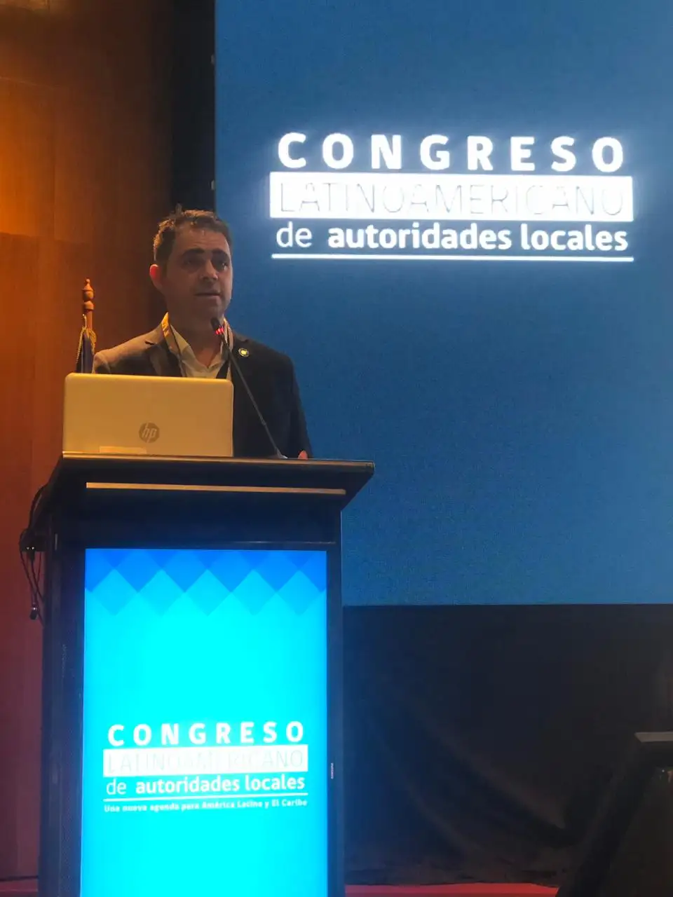 Davico participó en Chile del Congreso Latinoamericano de Autoridades Locales