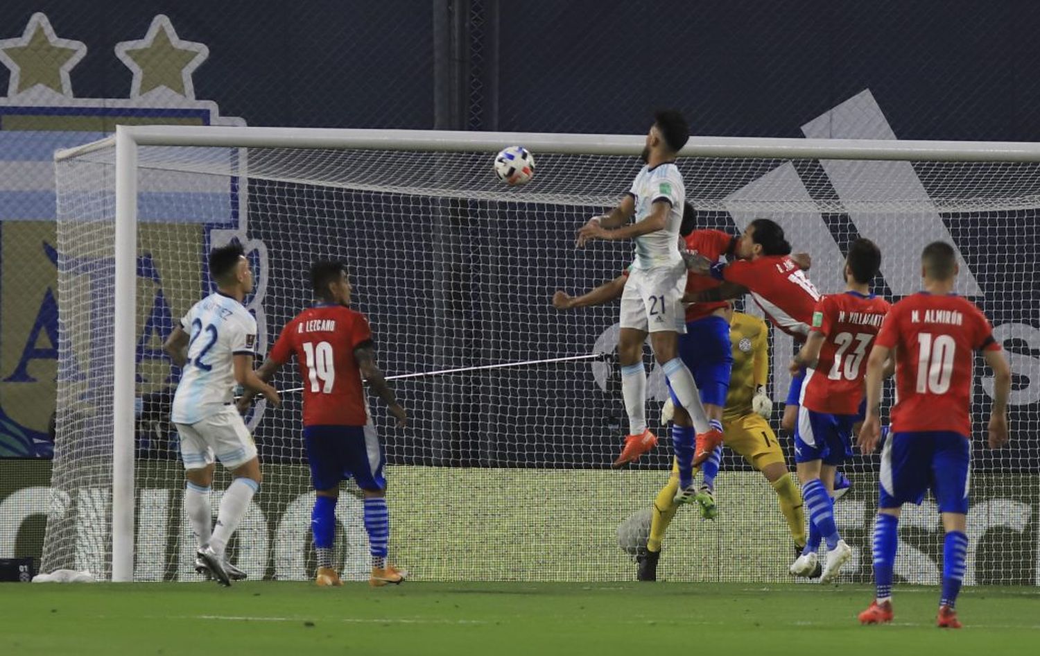 Un Argentina inestable no pasó del empate