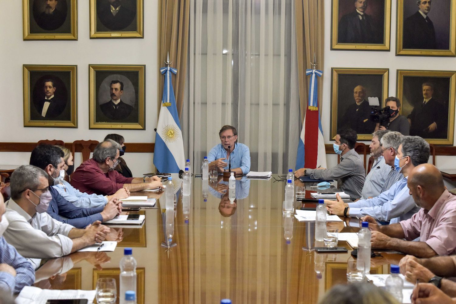 El gobierno y la Mesa de Enlace avanzaron en una agenda