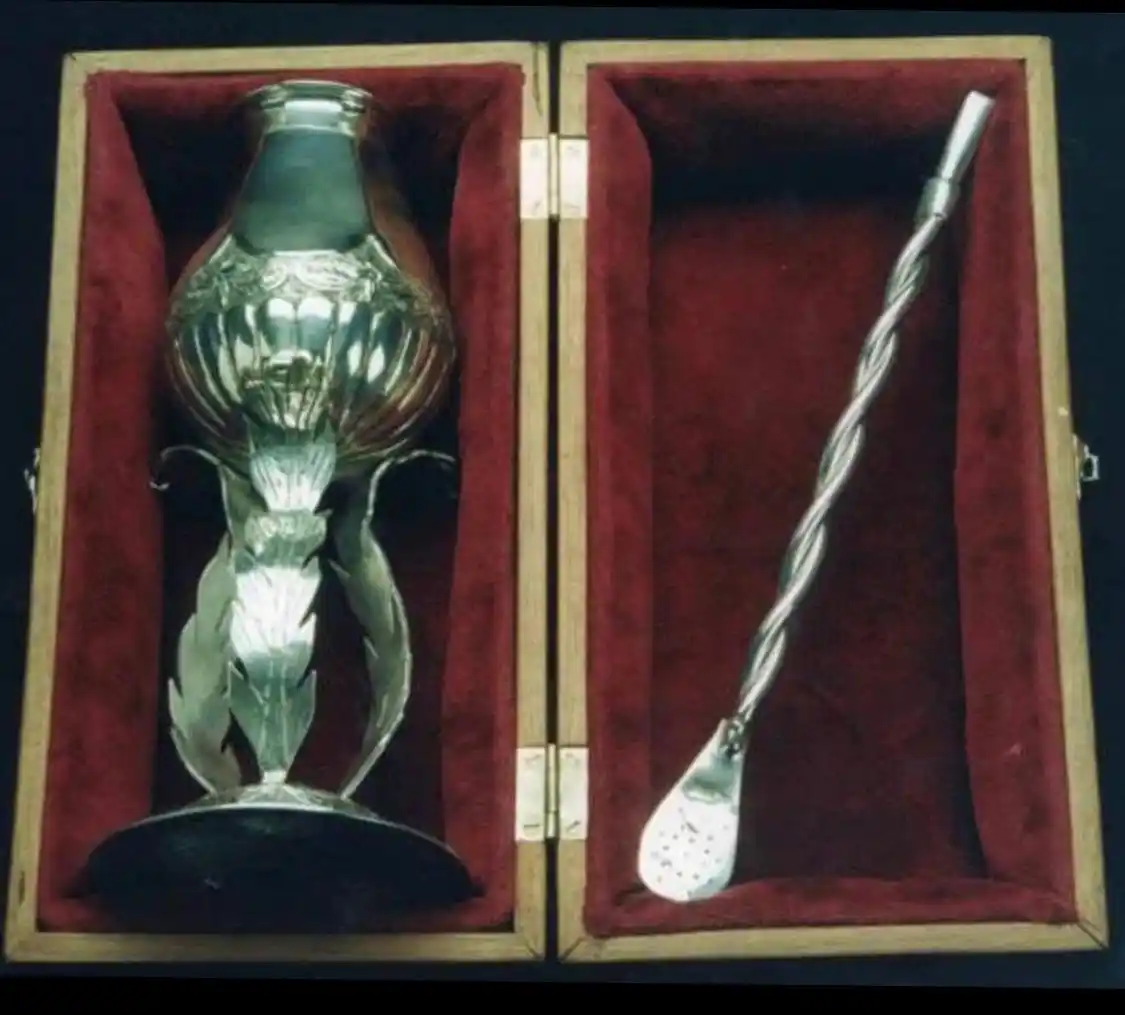 Maravilloso mate y bombilla-