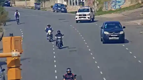 Balcarce prohibió la circulación de motos con escape libre