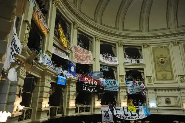 Provincia presenta el boleto estudiantil gratuito para todos los niveles educativos