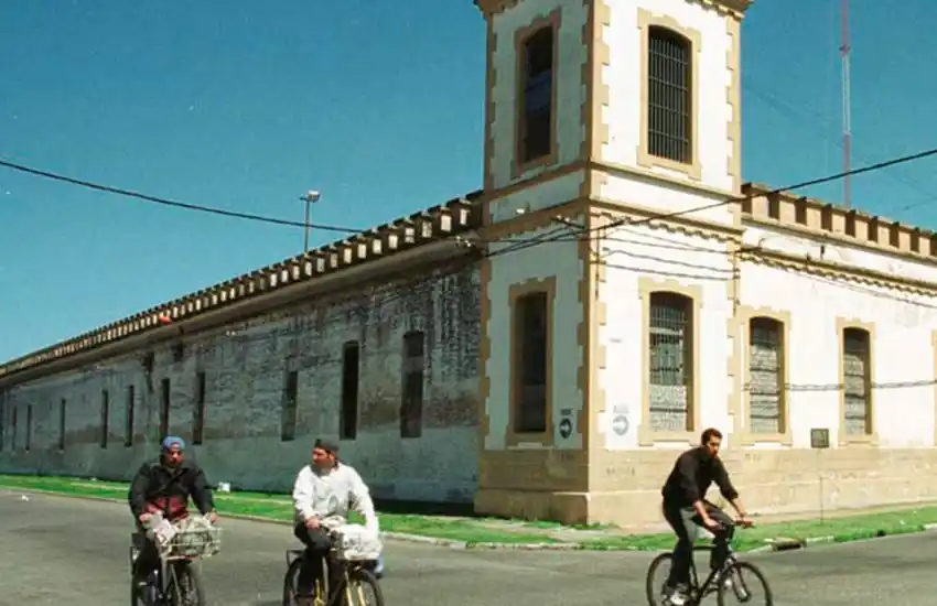 Una «empresa de sicarios» en la Unidad Penal 3 cobra «40 mil pesos por tres tiros en la pierna»