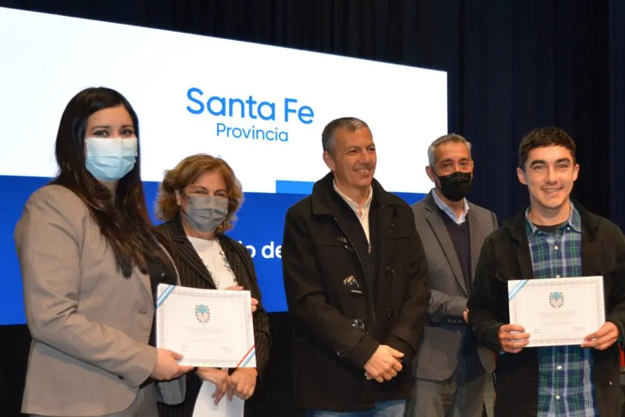 La provincia titularizó a 1576 agentes sanitarios