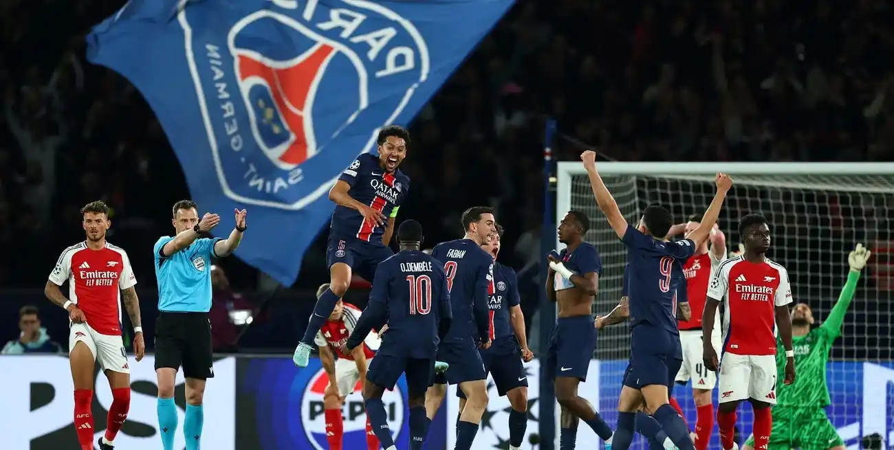 El festejo de los parisinos. Foto: Reuters