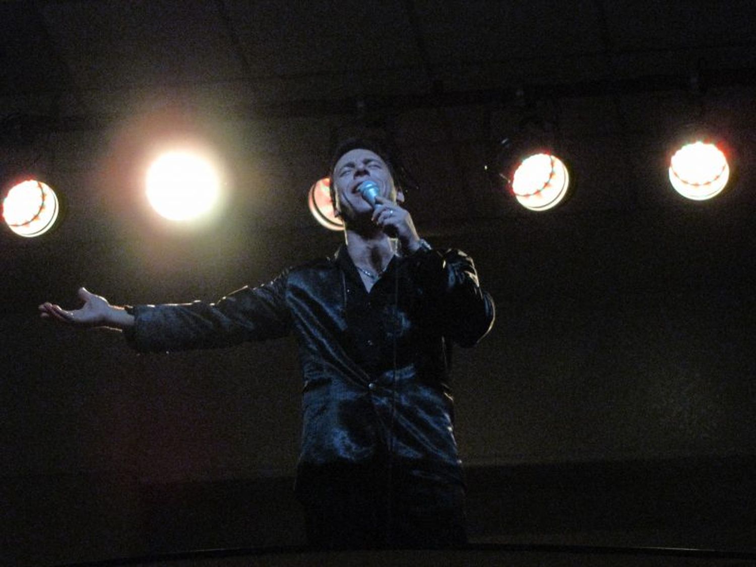 Show de Julio Lacassagne en Bingo Golden Palace