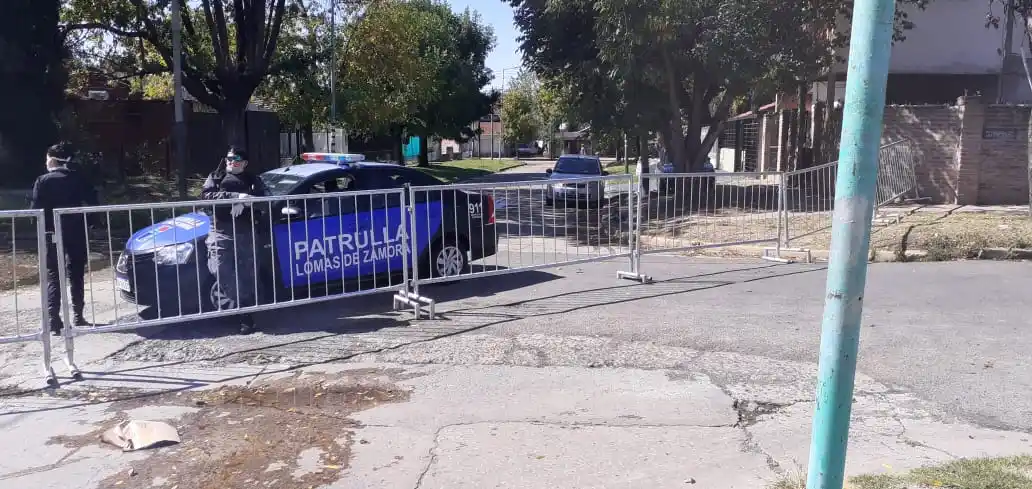 Lomas de Zamora: El Municipio cercó  barrios humildes en Llavallol y los vecinos denuncian "discriminación"