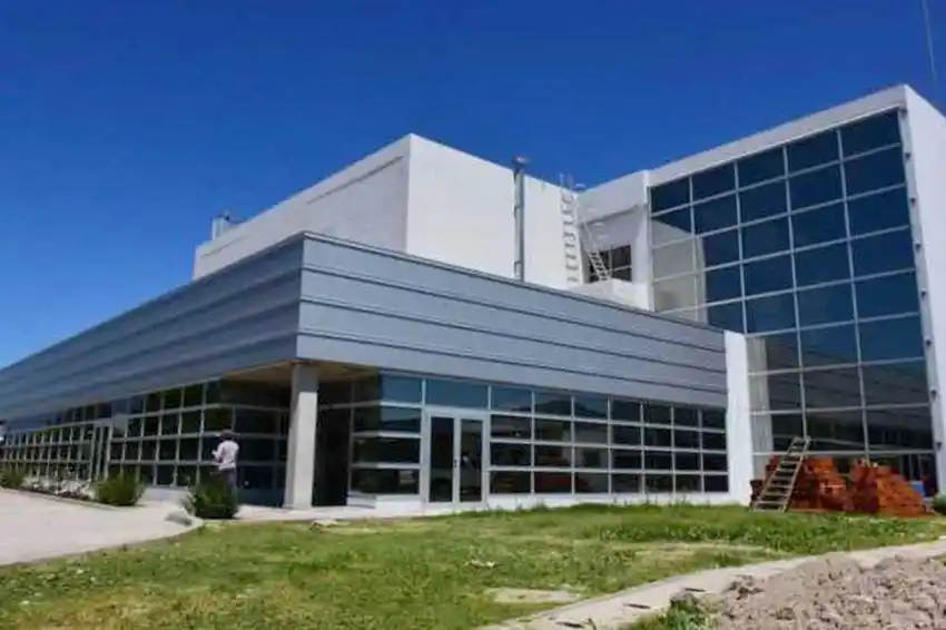 Ibáñez valoró lo que representa para la provincia
el Centro de Medicina Nuclear y Radioterapia