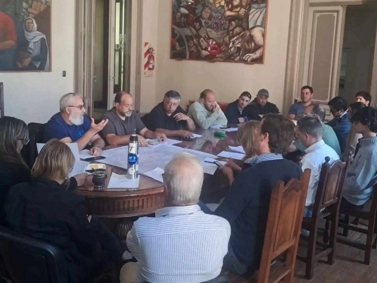 El encuentro se llevó a cabo en el marco de la Comisión de Producción, Trabajo y Medio Ambiente, presidida por Federico Sánchez Chopa.