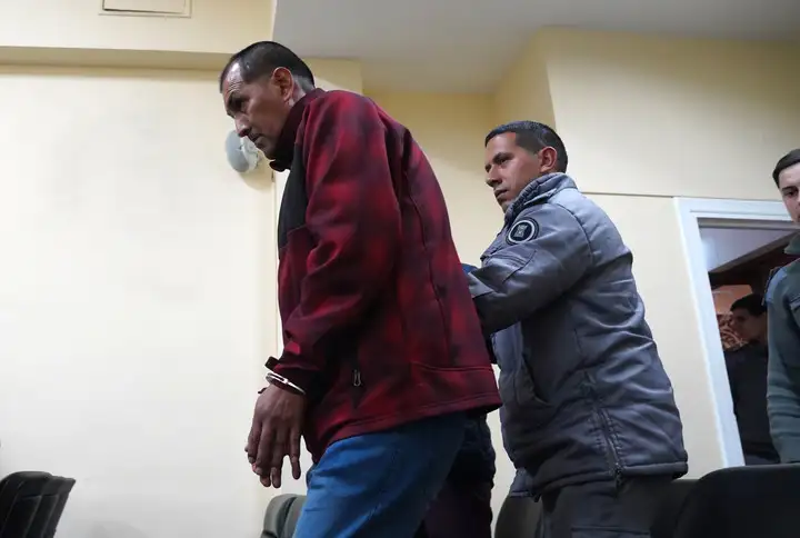 VIOLADOR - 4