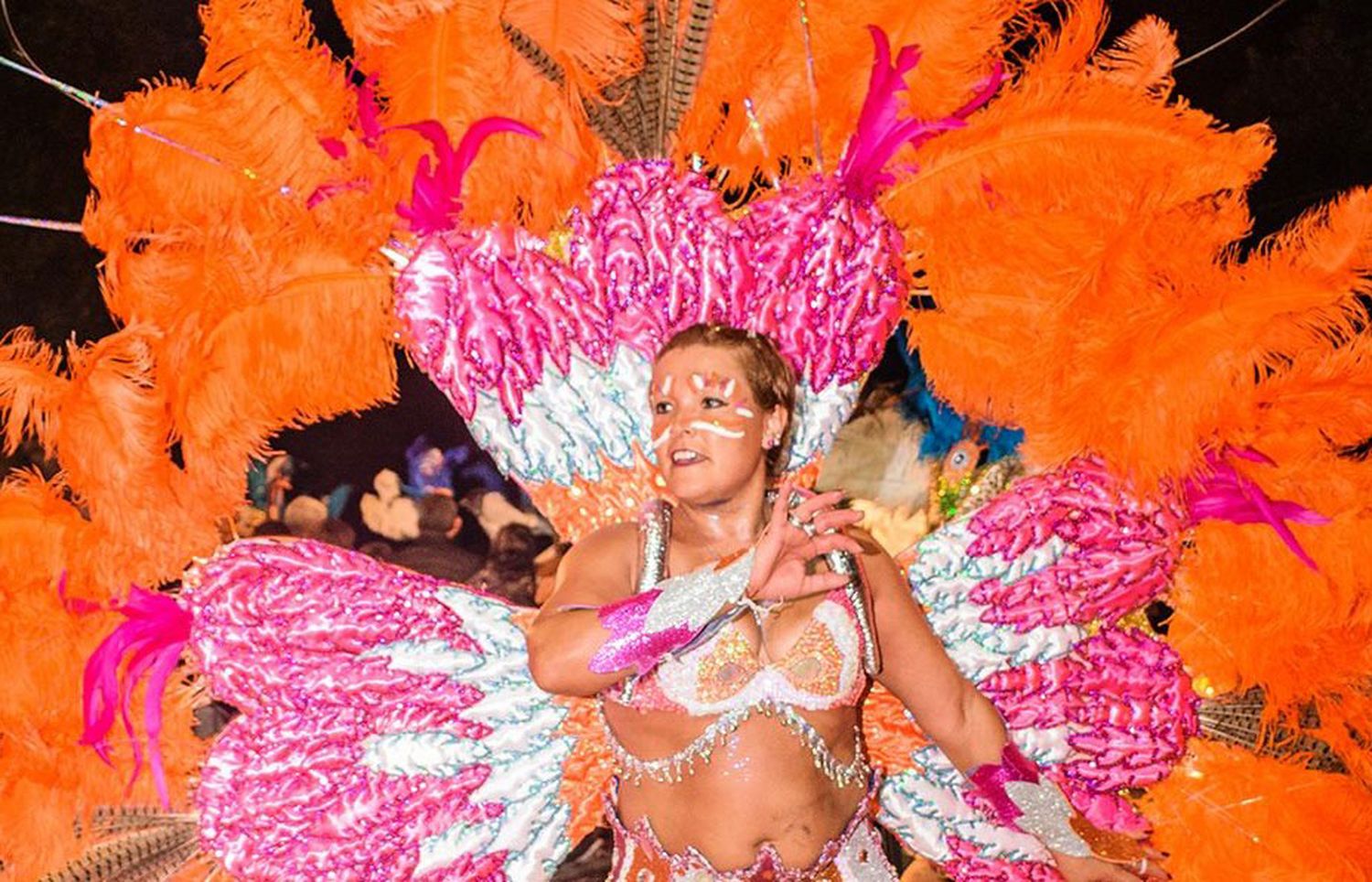 Finaliza el carnaval con Los del Fuego y la quema del Rey Momo