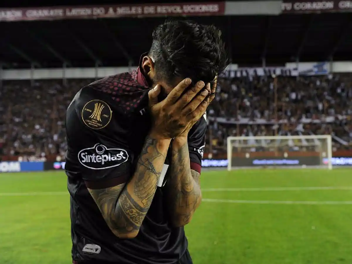 Con las manos vacías