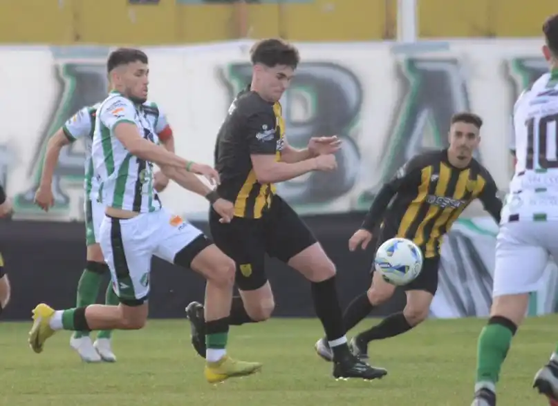 Facundo De la Vega, atacante aurinegro.