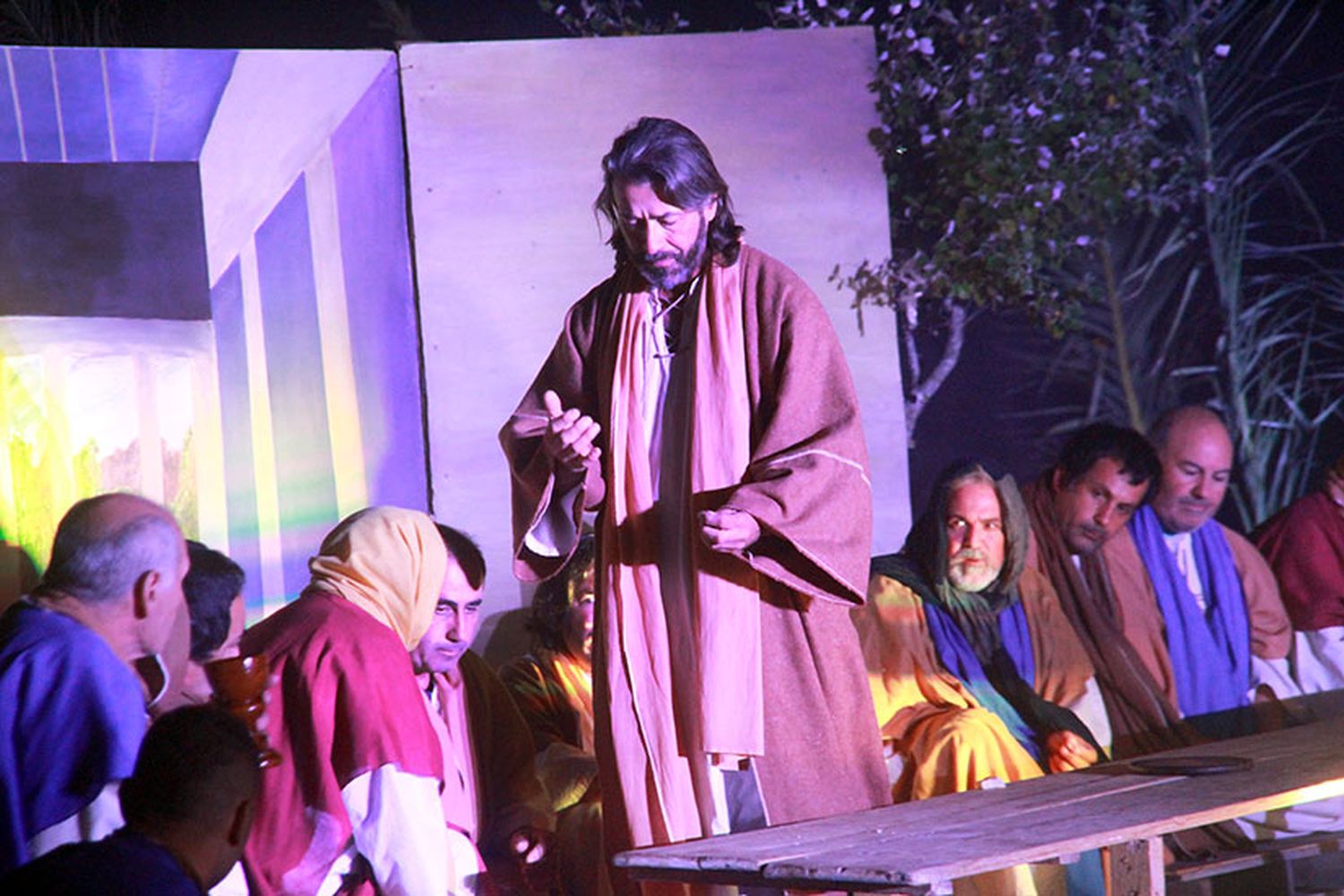 Vía crucis. Impactante puesta en escena