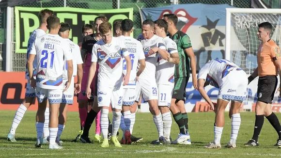 Con Auzmendi en cancha, Godoy Cruz cayó en el clásico de Cuyo
