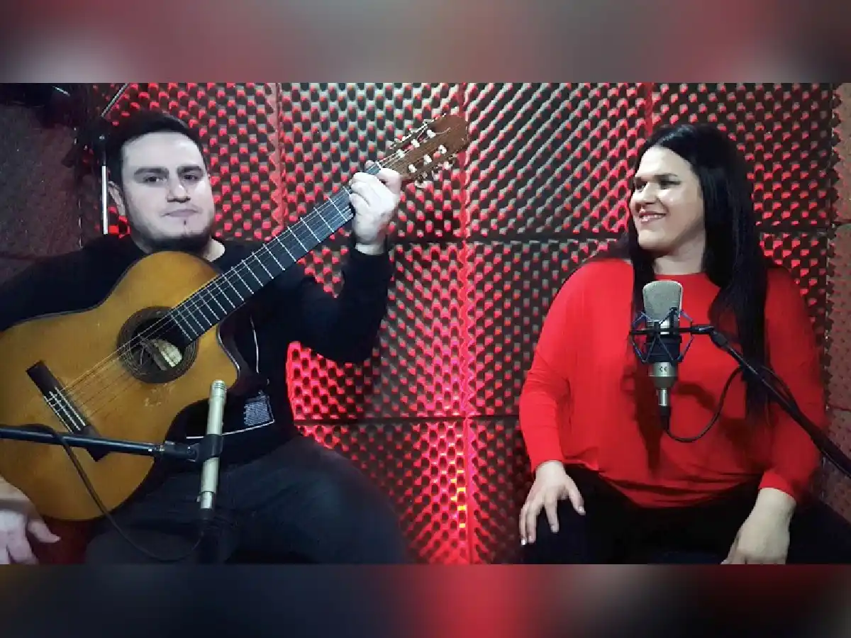 El folclore lleva las peñas a las redes   