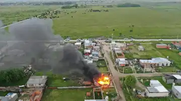 “Me arruinaron la vida”: habló la madre del niño al que le quemaron la casa en el barrio Jorge Newbery de Mar del Plata
