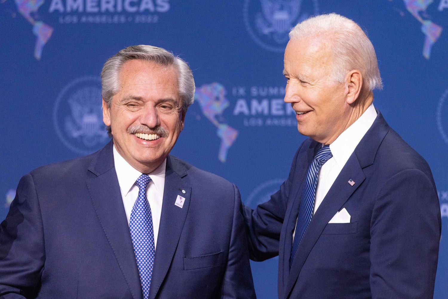 Alberto Fernández inició su agenda oficial en Los Ángeles y fue recibido por Joe Biden