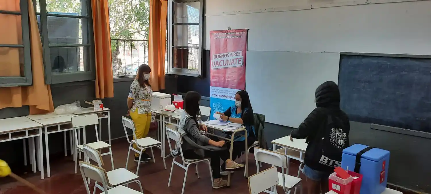 Vacunación en escuelas: este martes en las primarias 6, 7 y 47