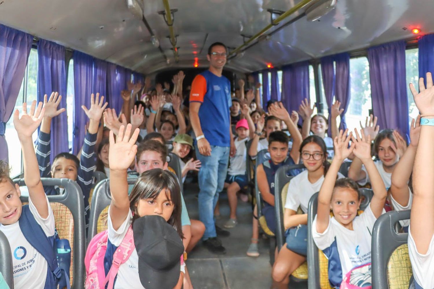 Con una gran presencia de niños, inició la colonia de verano de la Caja Municipal