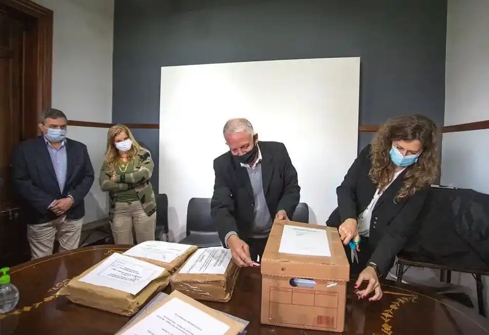 Cinco empresas presentaron ofertas para la ampliación de la red de gas de Libertador San Martín