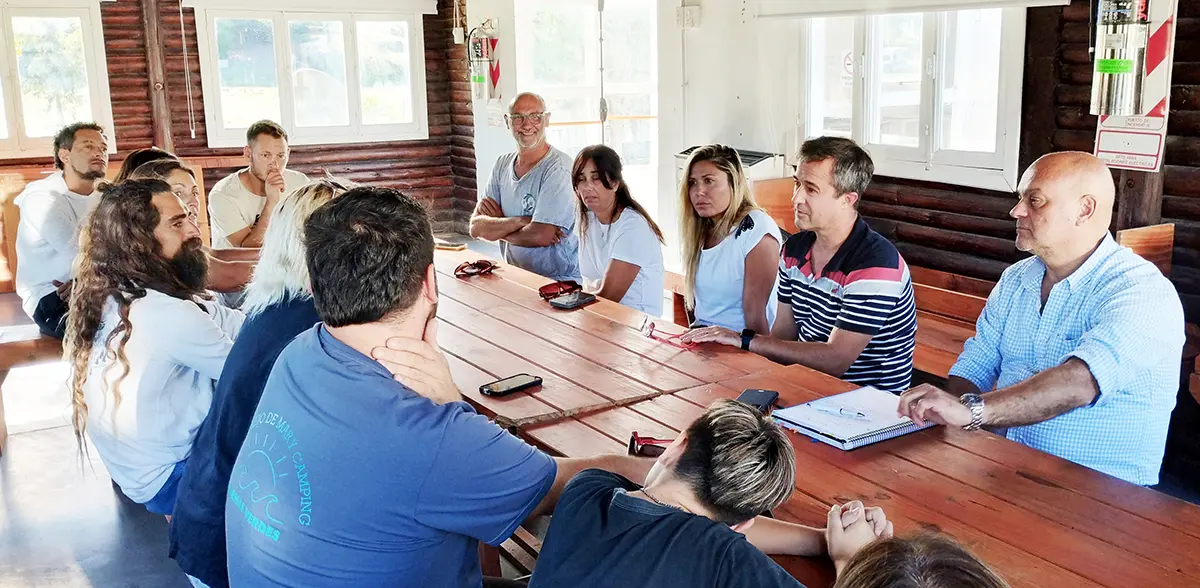 En Arenas Verdes. Barrena se reunió con prestadores turísticos