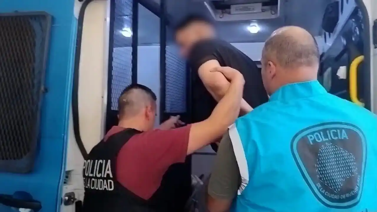 Uno de los cinco ciudadanos chilenos expulsados.