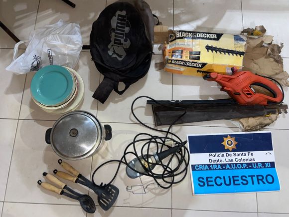 Robaron en una casa de la región y comenzaron a sospechar de un vecino: allanamiento y secuestro