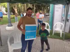 Vacunación: el dispositivo móvil ya se encuentra en Plaza Constitución