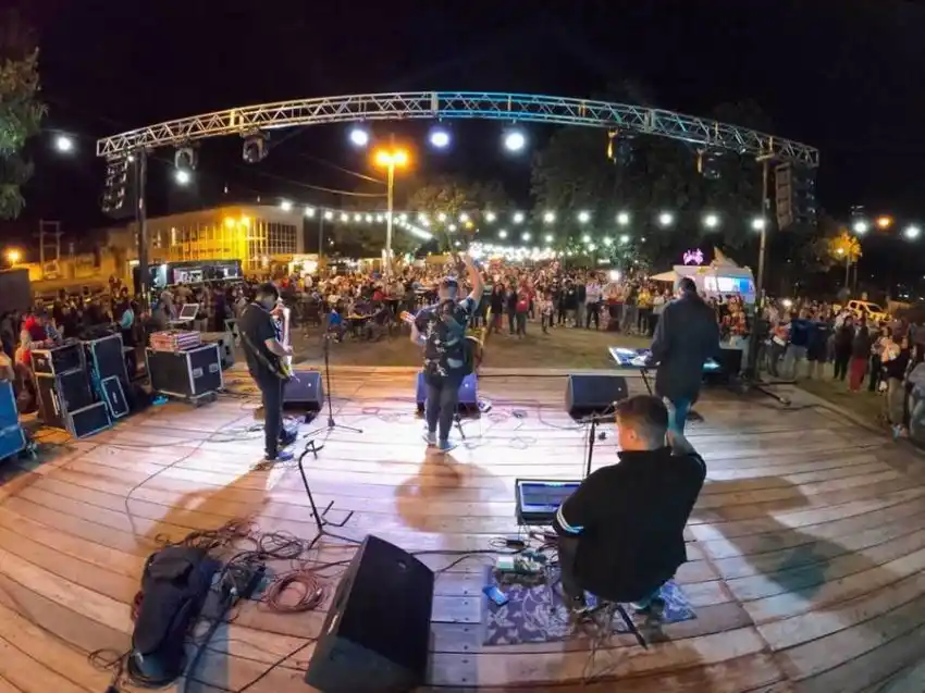 Delguy: “Los espacios recuperados por el Municipio generan dinamismo económico”