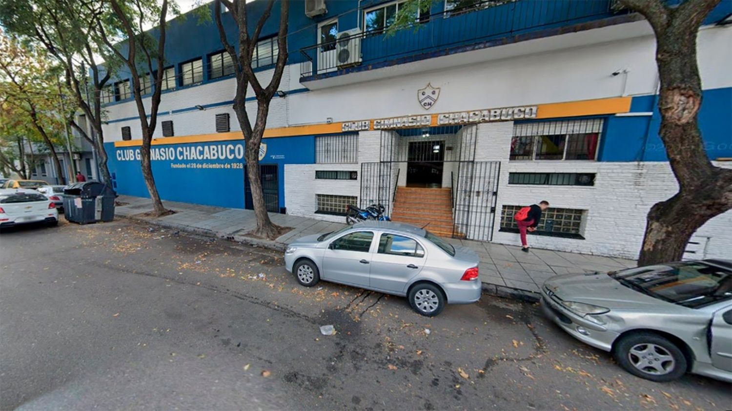 Parque Chacabuco: trabajó un día como ayudante de cocina y robó $100.000