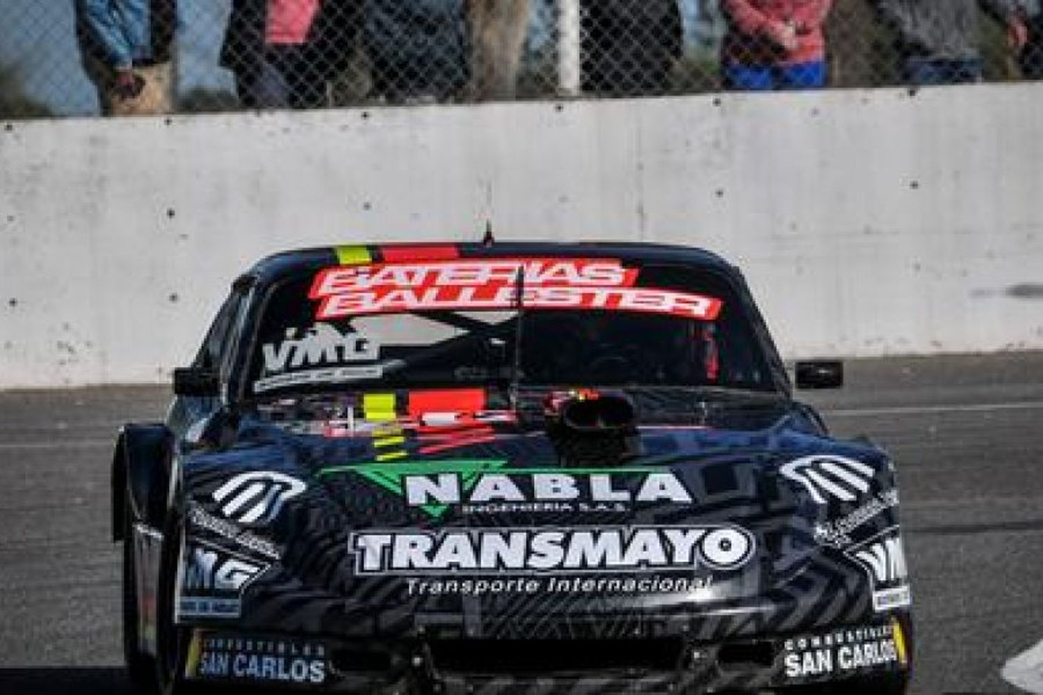 Ian Reutemann ganó en la presentación del Car Show en Rafaela