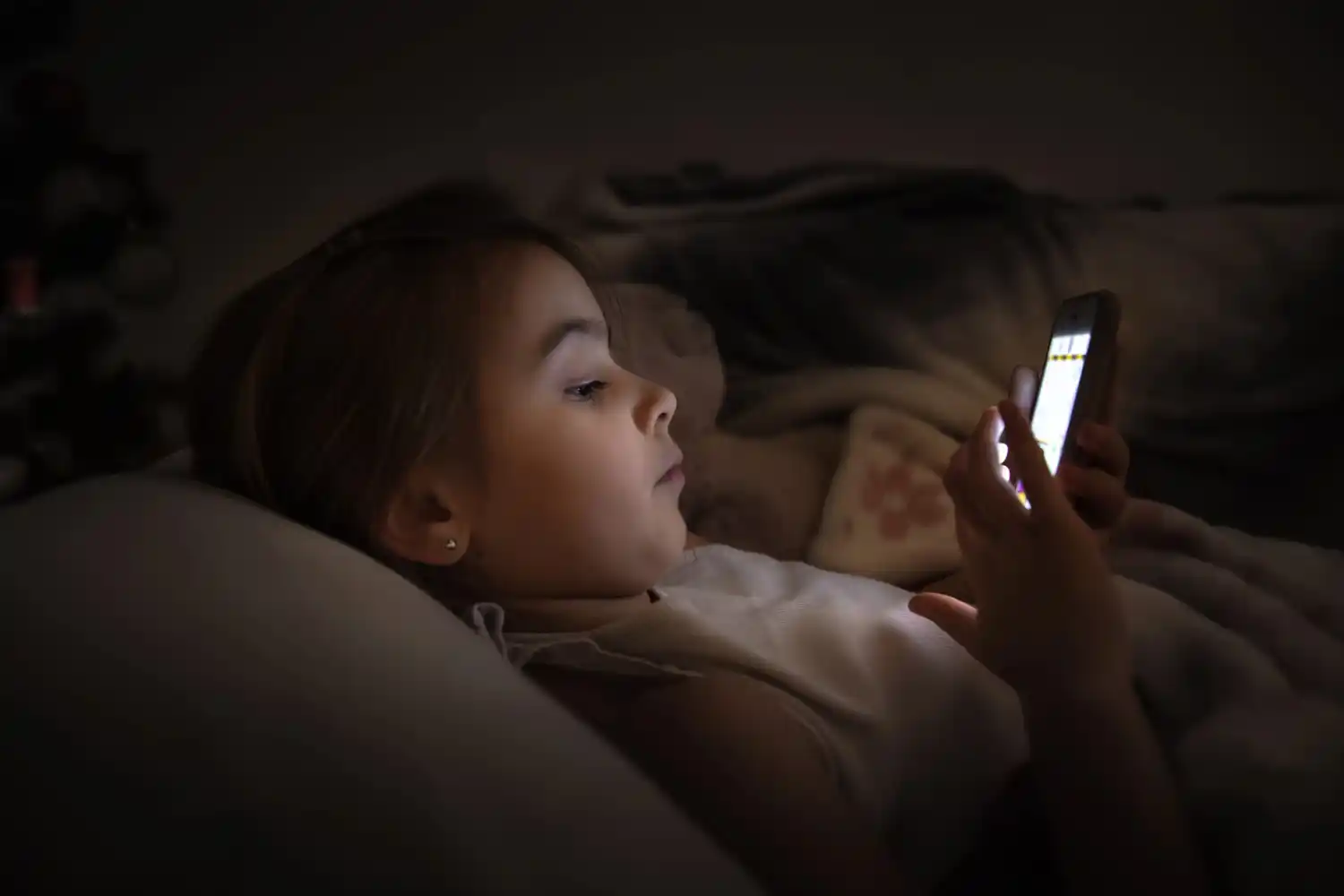 Quieren prohibir el acceso a redes sociales a menores de 13 años.