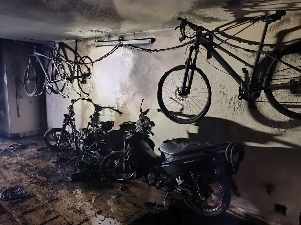 incendio garaje de una vivienda