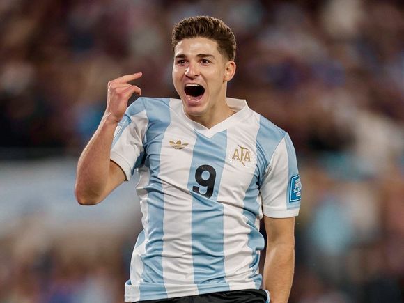 Argentina venció a Chile y ganó las Eliminatorias sudamericanas rumbo al Mundial 2026