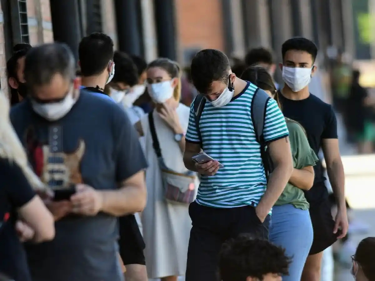 Otro día con números muy elevados: 13.456 nuevos casos y 15 muertes